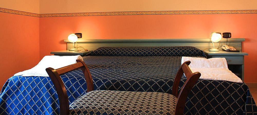 Hotel Le Palme SantʼAnna Arresi 外观 照片