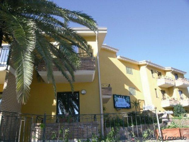Hotel Le Palme SantʼAnna Arresi 外观 照片